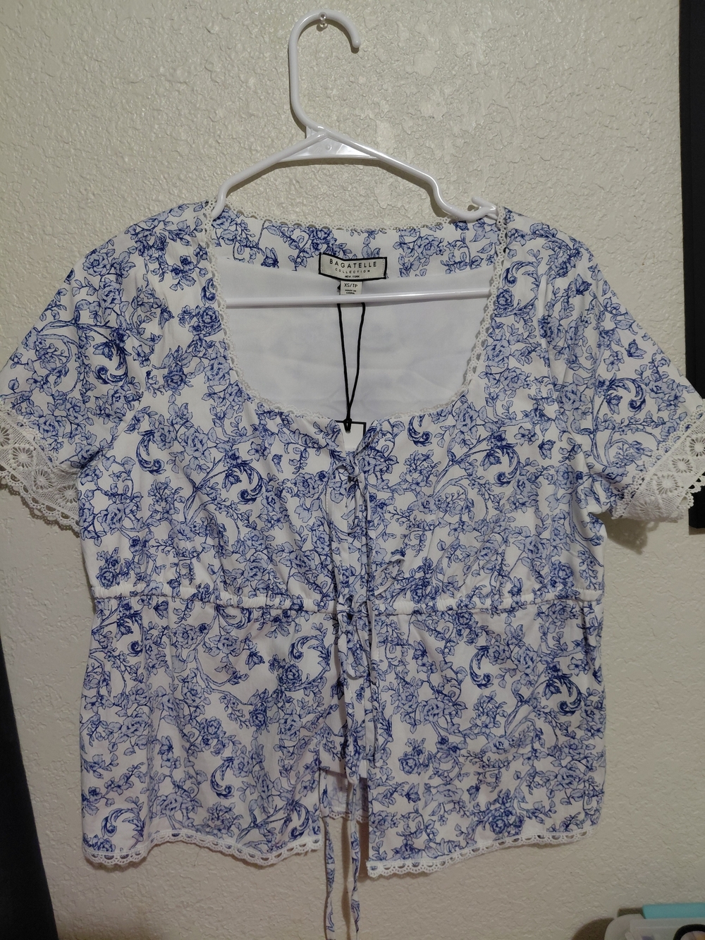 Bagatelle White and Blue Floral Lace-Trim Peasant Top